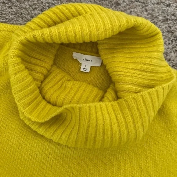A Loves A Lime/Yellow Turtleneck Ribbed Cuff Sweater 
size Large - Picture 9 of 12